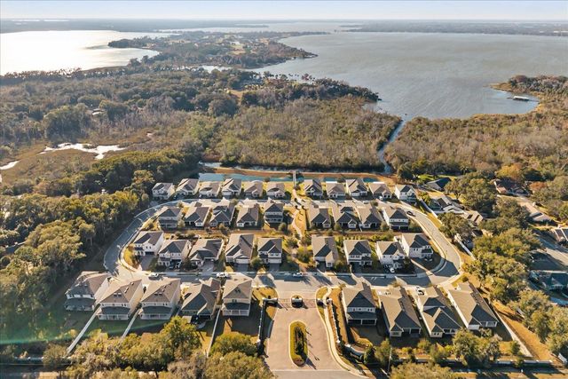 1283 DORA PARC LANE, Mount Dora, FL 32757