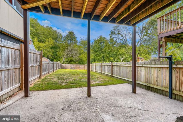 127 BOURBON CT, Baltimore, MD 21234