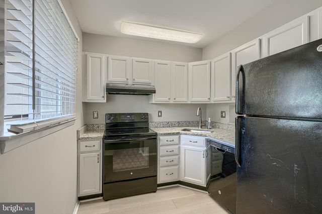 127 BOURBON CT, Baltimore, MD 21234