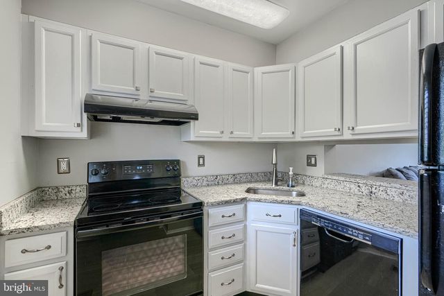 127 BOURBON CT, Baltimore, MD 21234