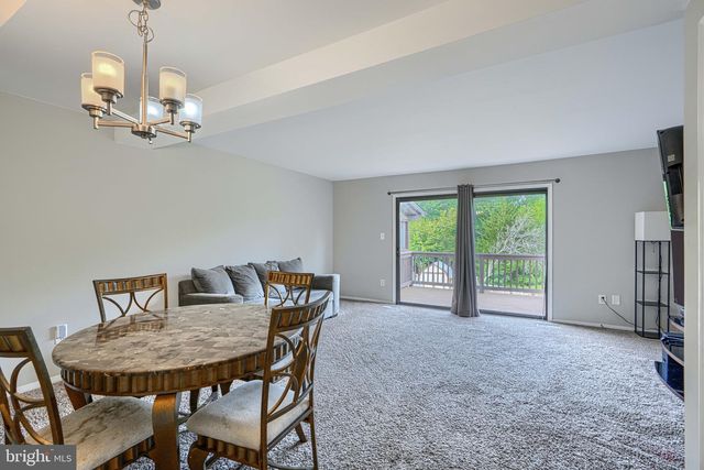 127 BOURBON CT, Baltimore, MD 21234