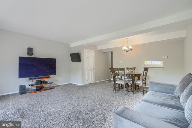 127 BOURBON CT, Baltimore, MD 21234