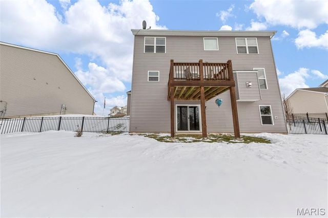 17 Meadow Vista Court, St Peters, MO 63376