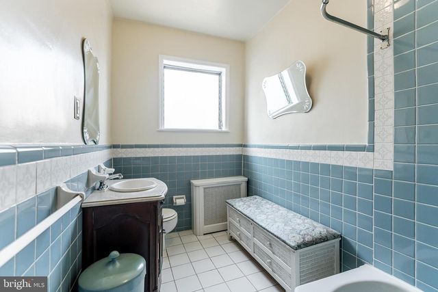 2440 S 13TH ST, Philadelphia, PA 19148