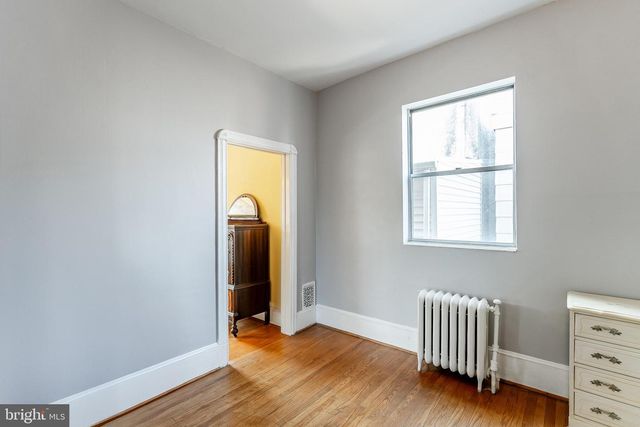 2440 S 13TH ST, Philadelphia, PA 19148