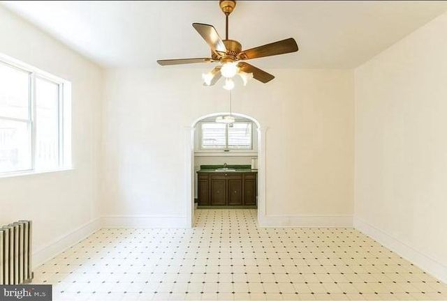 2440 S 13TH ST, Philadelphia, PA 19148