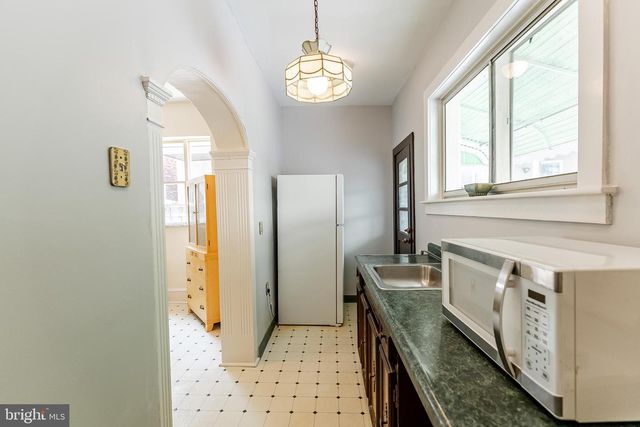 2440 S 13TH ST, Philadelphia, PA 19148