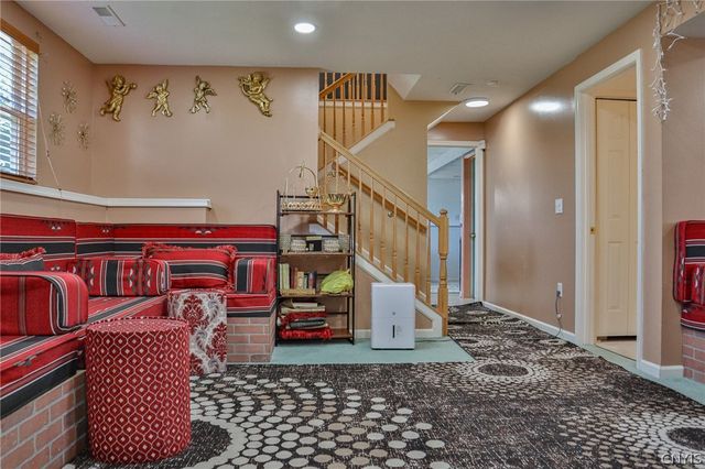 5022 Dongara Lane, Clay, NY 13041