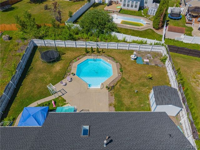 5022 Dongara Lane, Clay, NY 13041