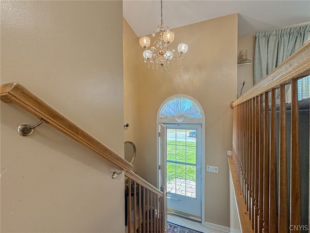 5022 Dongara Lane, Clay, NY 13041