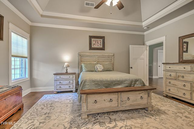 336 Loafers Glory View, Gray, TN 37615