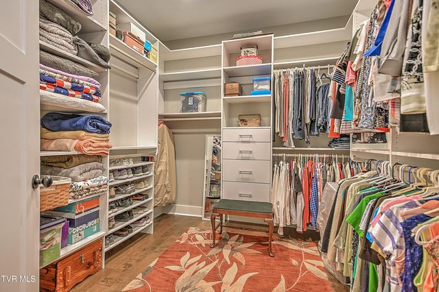 336 Loafers Glory View, Gray, TN 37615