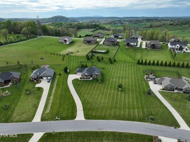 336 Loafers Glory View, Gray, TN 37615