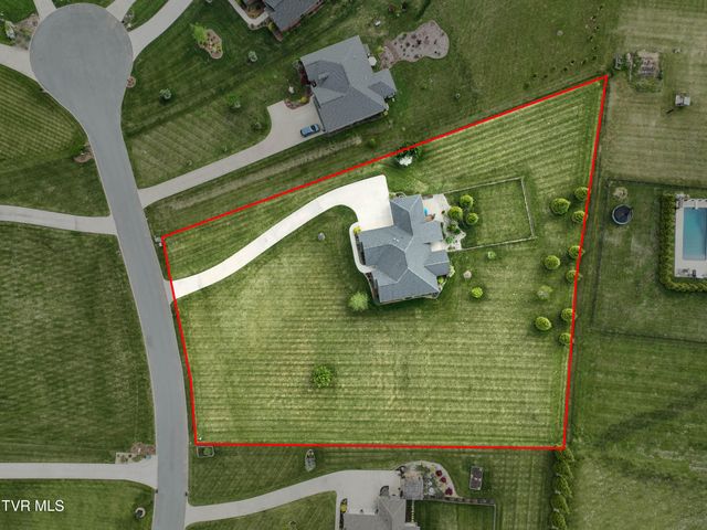 336 Loafers Glory View, Gray, TN 37615