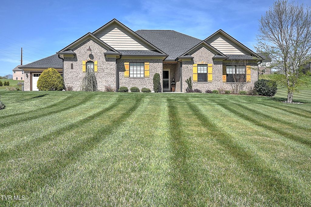 336 Loafers Glory View, Gray, TN 37615