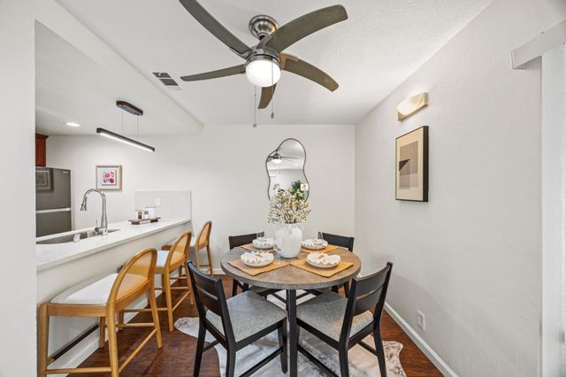5641 Chestnut Common, Fremont, CA 94538