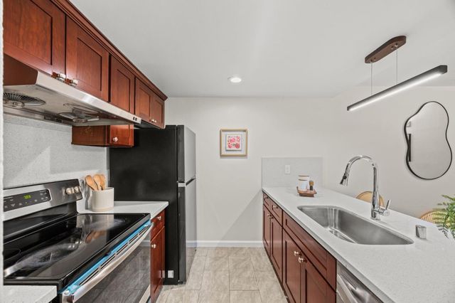 5641 Chestnut Common, Fremont, CA 94538