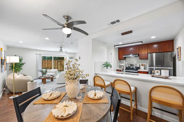 5641 Chestnut Common, Fremont, CA 94538