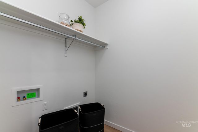 14712 Wing Spread Dr, Caldwell, ID 83607