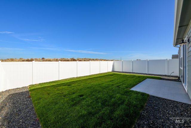 14712 Wing Spread Dr, Caldwell, ID 83607