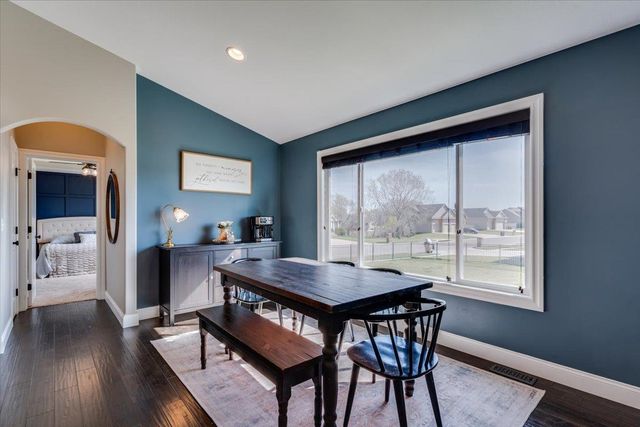 706 S Saint Andrews Cir, Wichita, KS 67230