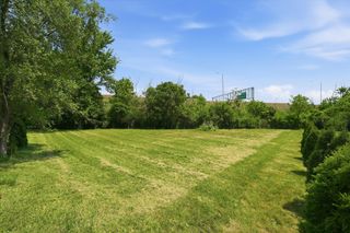 1675 Seward Street, Schaumburg, IL 60172