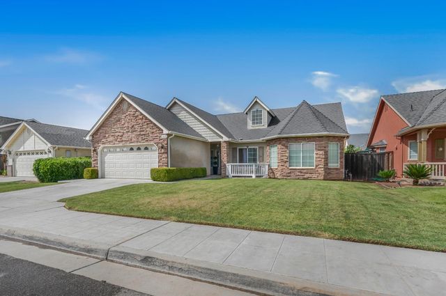 6602 E Lowe Avenue, Fresno, CA 93727