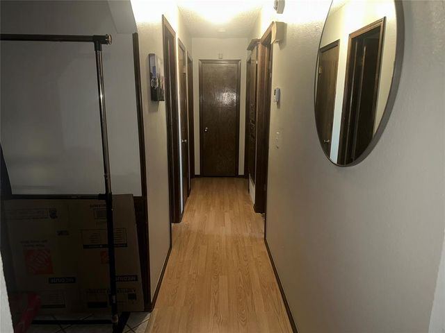 1132 NW 6th Place, Moore, OK 73170