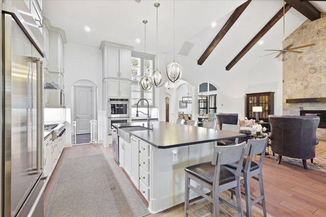 2901 Merryglen Lane, Flower Mound, TX 75022