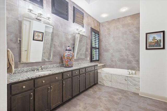 2901 Merryglen Lane, Flower Mound, TX 75022