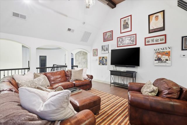 2901 Merryglen Lane, Flower Mound, TX 75022