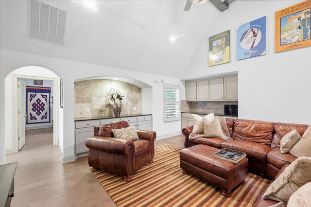 2901 Merryglen Lane, Flower Mound, TX 75022
