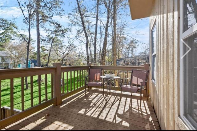 99 April Wind Dr N, Conroe, TX 77356