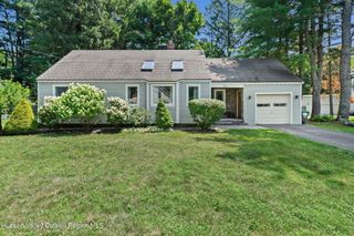 43 William Street, Kinderhook, NY 12106