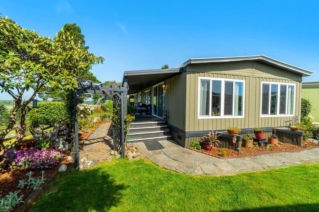 1514 Crest Drive 2, Fortuna, CA 95540