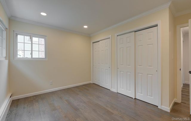 20 Arcadia Drive, Dix Hills, NY 11746