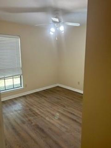 5901 Ole Mill Road, Mobile, AL 36609