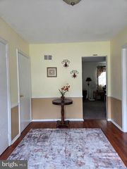 530 ANDREW DR, Southampton, PA 18966