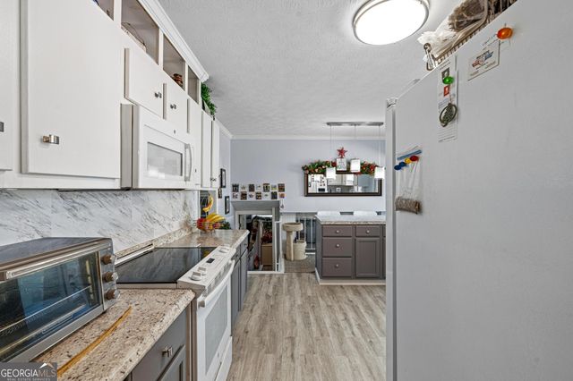 1553 Sultan Lane, Riverdale, GA 30296