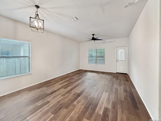 6226 Pecan Tree, San Antonio, TX 78240