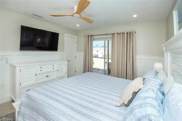 827 E Gulf DR D3, Sanibel, FL 33957