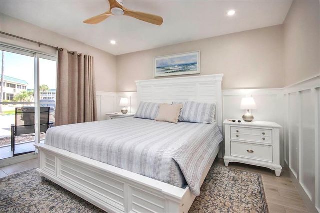 827 E Gulf DR D3, Sanibel, FL 33957