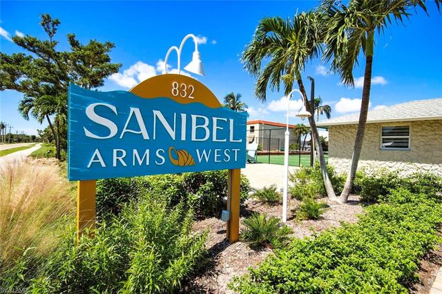 827 E Gulf DR D3, Sanibel, FL 33957