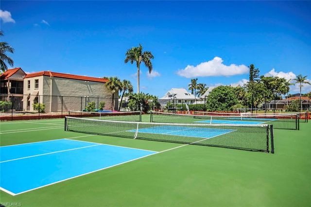 827 E Gulf DR D3, Sanibel, FL 33957