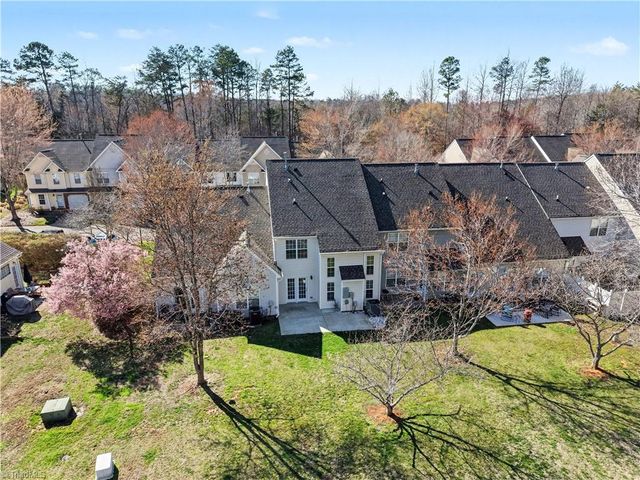 866 Creek Crossing Trail, Whitsett, NC 27377