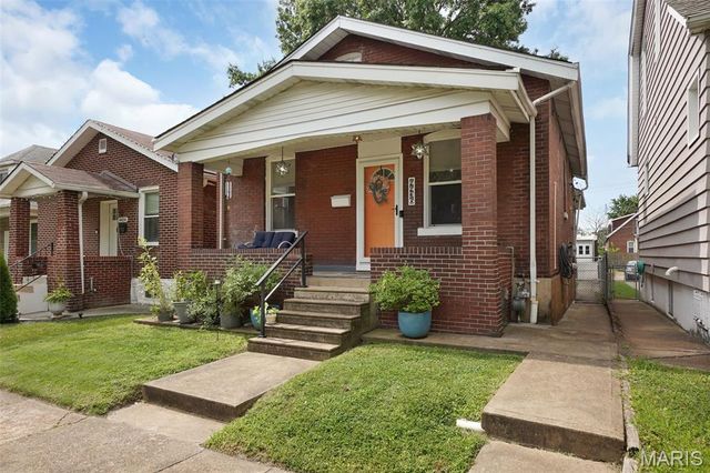 4436 Itaska, St Louis, MO 63116