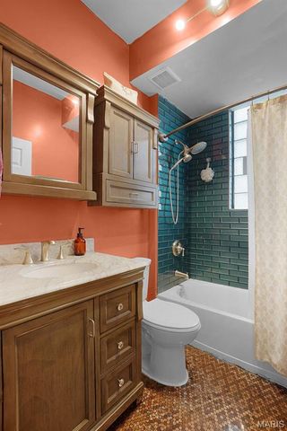 4436 Itaska, St Louis, MO 63116