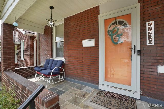 4436 Itaska, St Louis, MO 63116