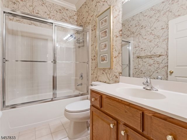 9 Goffle Brook Ct, Hawthorne Boro, NJ 07506