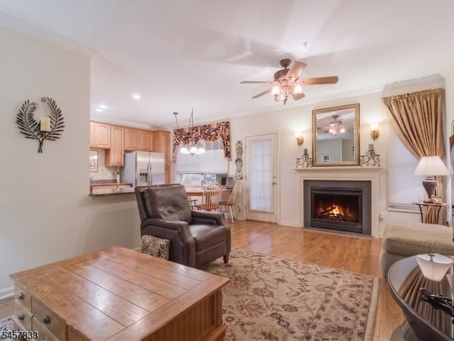 9 Goffle Brook Ct, Hawthorne Boro, NJ 07506